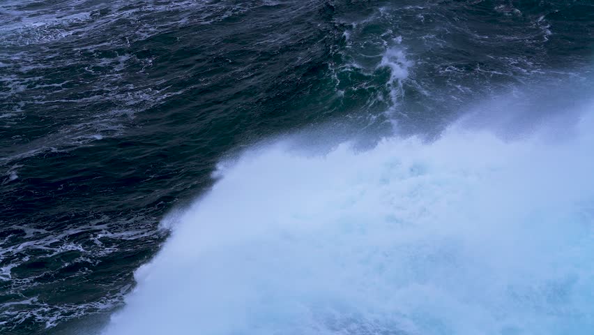 Drake Passage Large Wave Slow Motion Crashing White Crest Huge Waves Open Ocean Antarctica