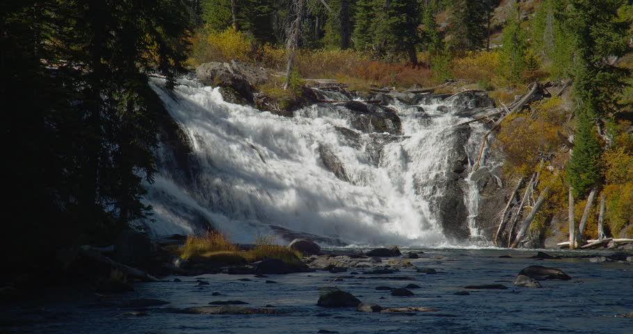 Lewis Falls in Yellowstone National Park, Wyoming, USA