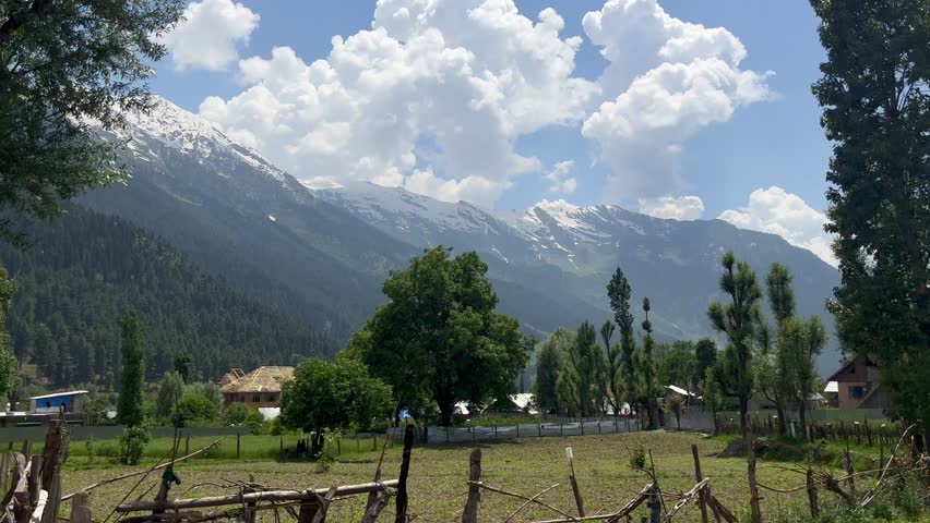 The landscape and beautiful destinations in kashmir India is beautiful 