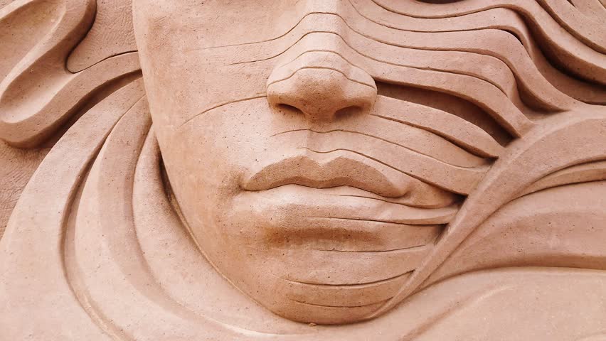 Sculpture of a girl