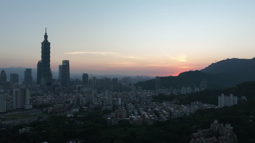 The morning of Taipei city.
