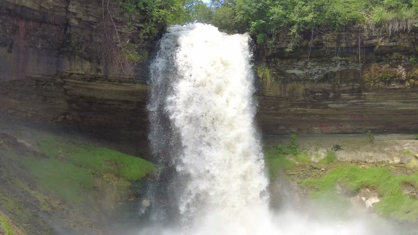 The rushing water of the beautiful Minnehaha Falls near Minneapolis, Minnesota, U.S.A
