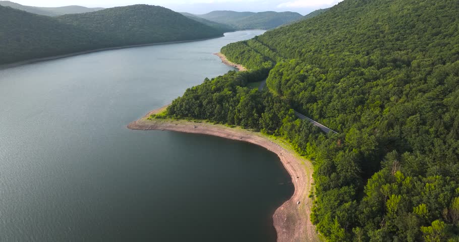 Summer aerial video of the Route 10 bridge over the Cannonsville Reservoir, Delaware County, NY, NYC DEP water supply	