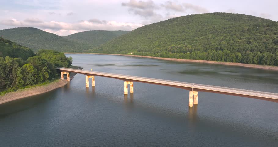 Summer aerial video of the Route 10 bridge over the Cannonsville Reservoir, Delaware County, NY, NYC DEP water supply	