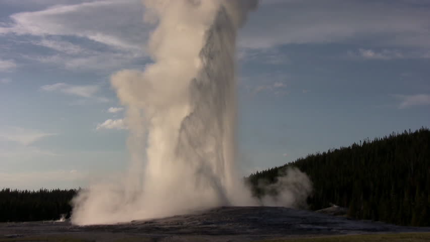 The Old Faithful geyser in the Yellowstone National Park