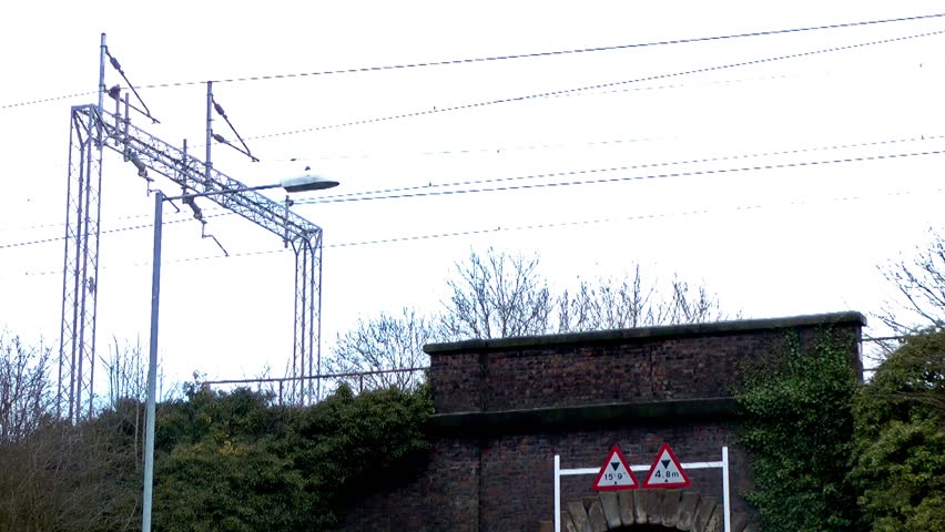 Train Crossing a Bridge at High Speed  (with audio) - 16th March 2013 Penkridge