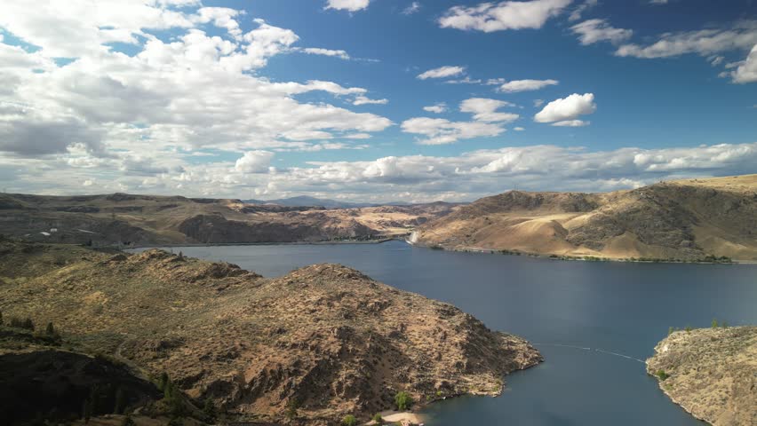 Aerial of Columbia River and lake Roosevelt in Grand Coulee Washington