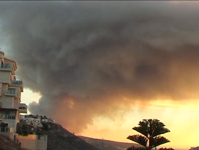 big cloud of fire smoke 