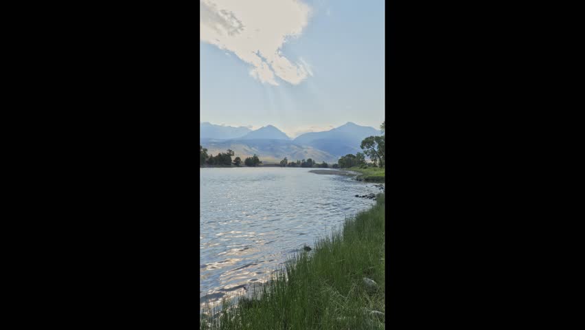 Vertical Video of the Yellowstone River and Valley