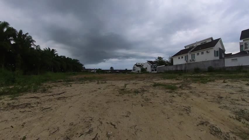 Time lapse scene of the gloomy fluffy cloud sky. 