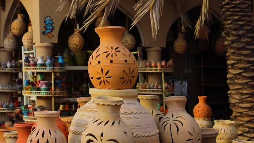 Old Omani utensils made of clay