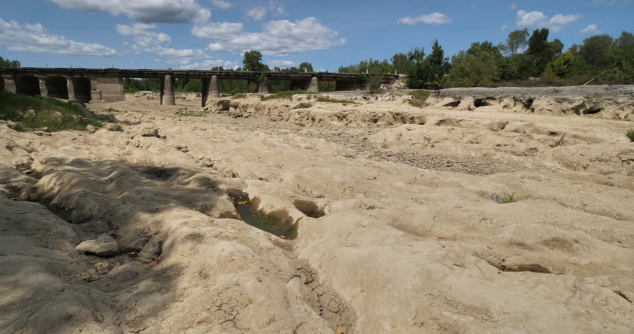 The Gardon river during the dry season, Dions, Gard department, Occitania, France