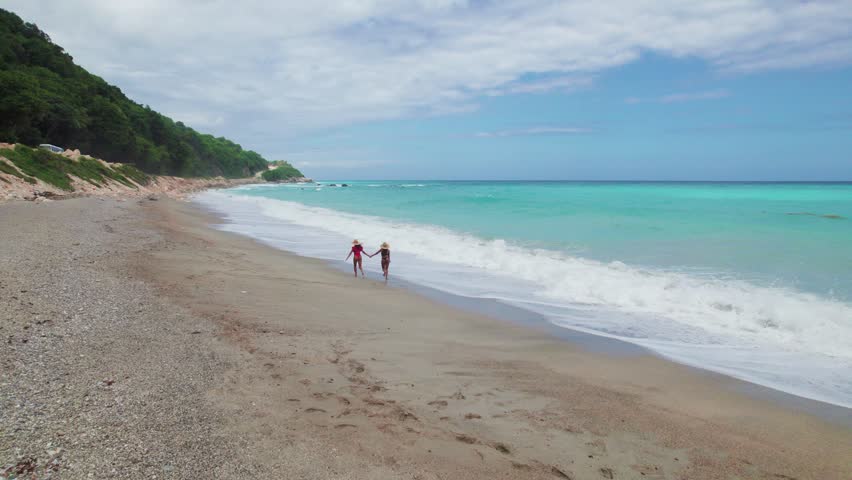 
The San Rafael spa is located in the province of Barahona, between the Barahona-Enriquillo highway, being one of the busiest in the southern region of the Dominican Republic.