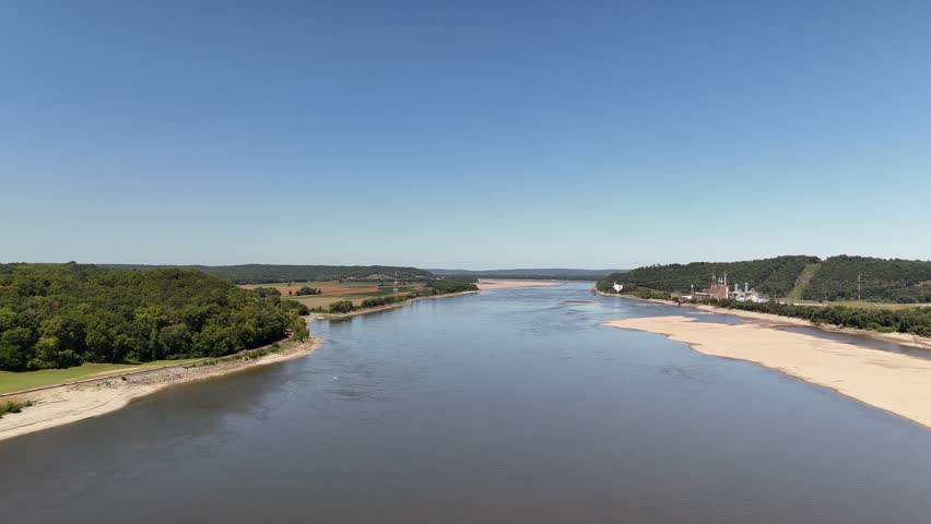 Aerial view of Mississippi River defining border between Illinois and Missouri