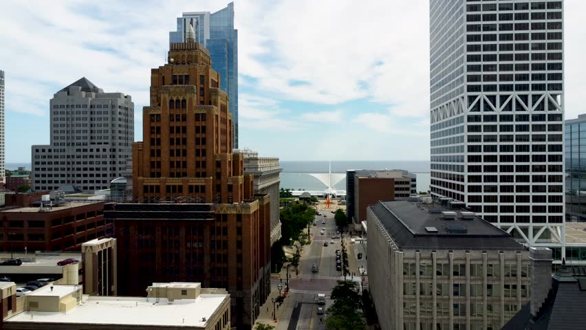 Stunning 4K drone footage of Milwaukee, Wisconsin. Enjoy breathtaking aerial views of the city