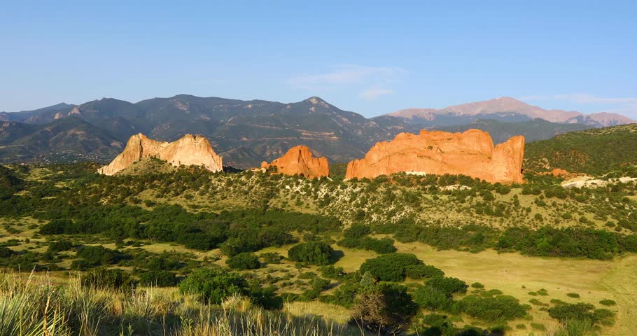 Static zoom video of the Garden of the Gods in Colorado Springs Colorado. Camera zooms in focused on the middle mountain.