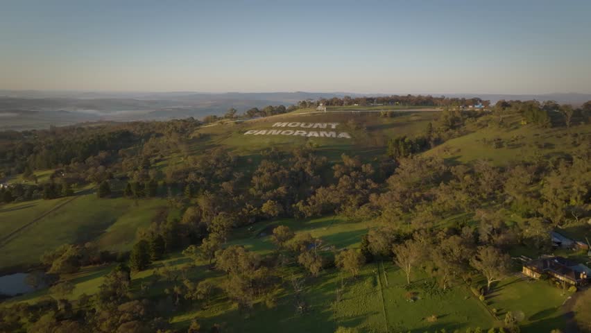 Mount Panorama wide shot lower
