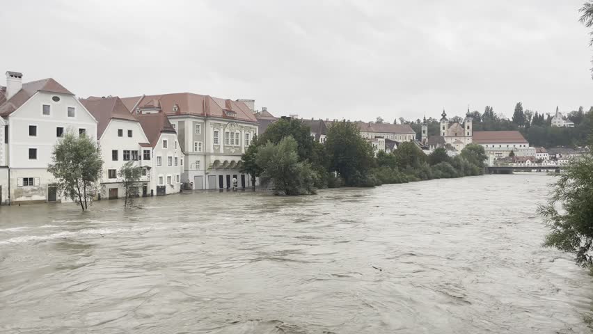 steyr, austria, 15 sep 2024, flood at the river enns in the old town