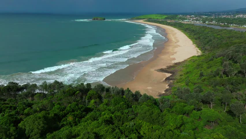 Mystics waves surfing break Stack Rangoon Island Killalea Minnamurra beach Illawarra State Park drone aerial Shellharbour Wollongong Australia AUS NSW South Coast Shell Cove sun rain blue sky forward