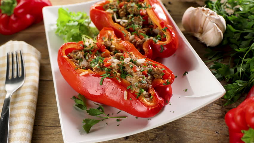 Stuffed Red Bell Pepper with Ground Beef – Healthy and Delicious Meal