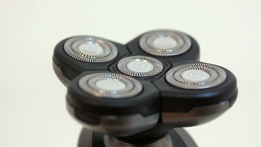 Electric shaver heads and blades