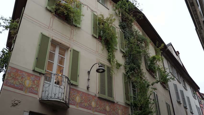 Como, Lombardy - Views of the historic center of the city