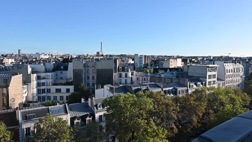 details of architectural buildings in paris