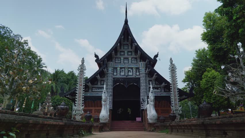 A beautiful view of a Wat Lok Moli temple in Thailand