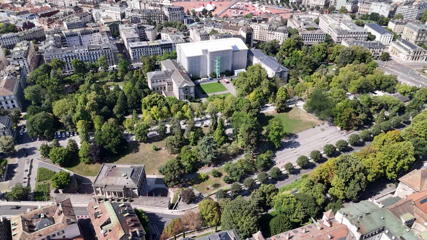 Aerial shot of Bastions Park (Parc des Bastions) in Geneva, Switzerland