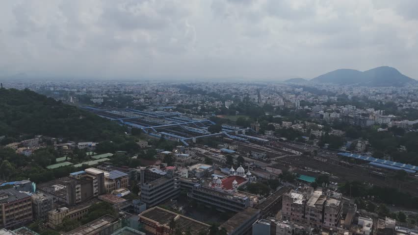 An expansive view of Vijayawada’s bustling city center railway station