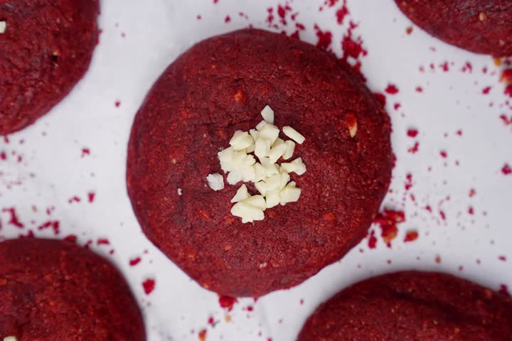 Red Velvet Soft Cookies with Cheese Crumble