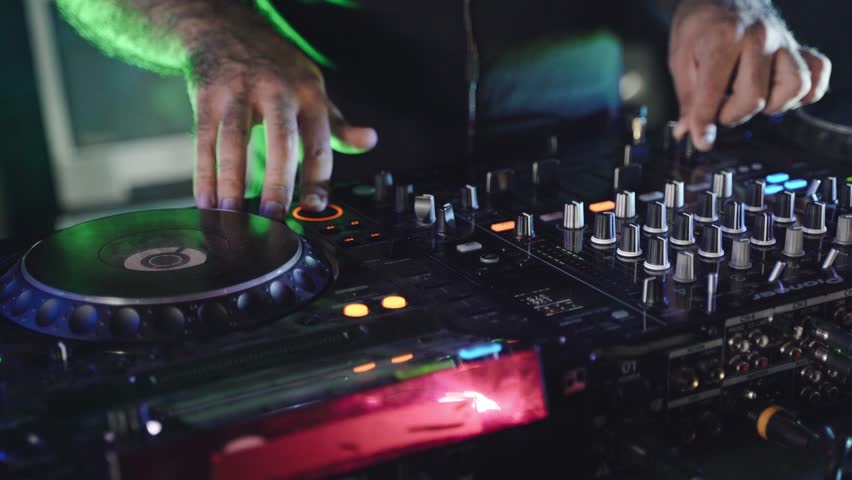 Discover the latest in digital sound systems! Explore advanced features, stunning audio clarity, and compatibility with today's devices for an immersive experience that brings music to life.