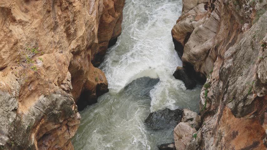 Video of the river moving through Caminito del Rey gorge.