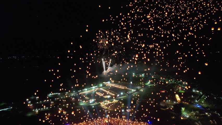 Floating lantern YeePeng Firework Festival or Yi Peng Lantern in Chiangmai, Chiang Mai festival and Loy Kratong Festival in Thailand,Asia 
