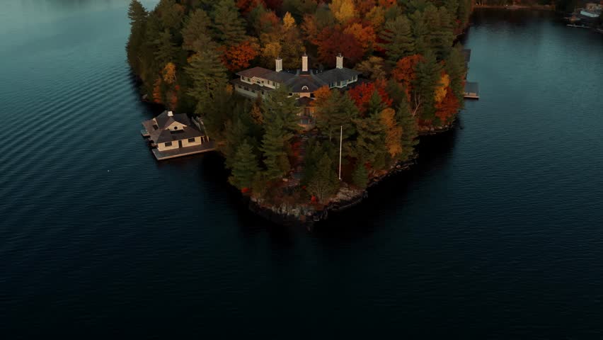4K drone video of Muskoka, Ontario in the Fall.