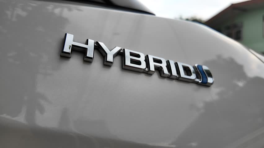 Hybrid car vehicle sustainable energy technology alternative fuel electric car green environment business futurist innovation battery charger efficiency supply planning strategy power hybrid charger 