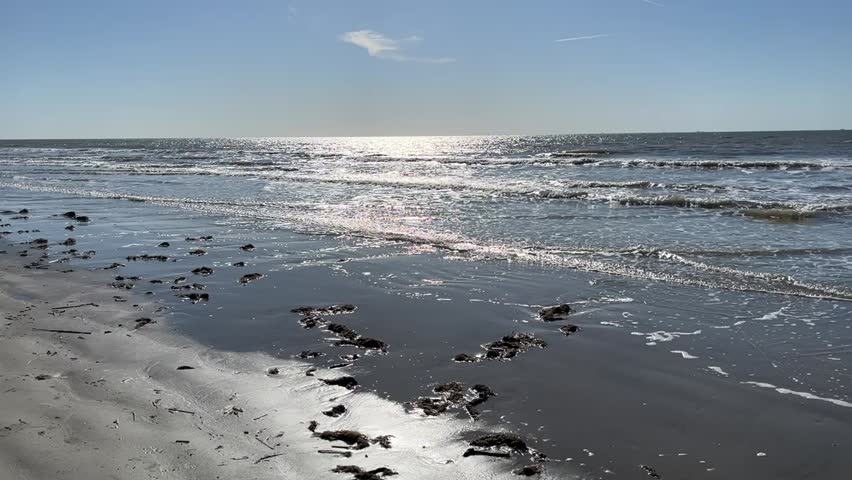 Video of Waves at the Ocean in Galveston