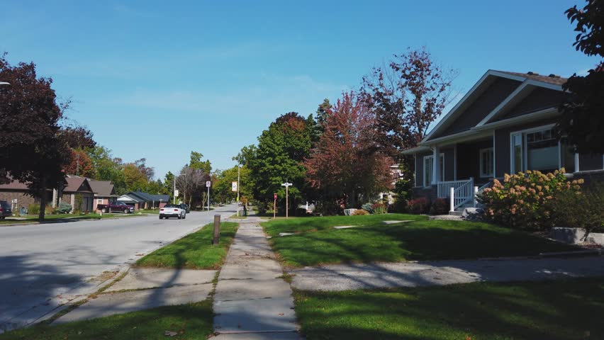 Walking the picturesque streets of Kingsville along the cottages, Orlando, Canada. Kingsville is a town in Essex County in southwestern Ontario, Canada. It is Canada