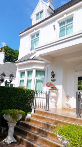 Beautiful White House in the Mountains: Bright and Stylish Residence