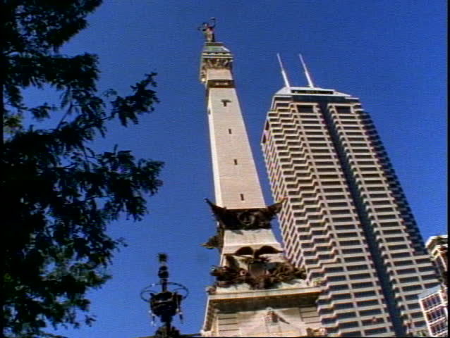 Indianapolis Circle Monument downtown, War Memorial