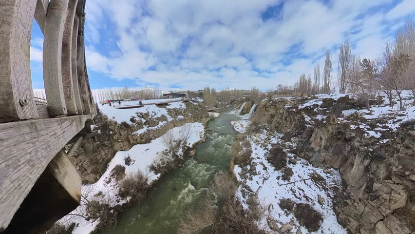 Muradiye Waterfall, Van, Turkey, footbridge walk,360 camera footage
