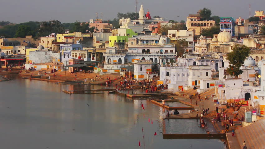 ritual bathing in holy lake Pushkar India - timelapse