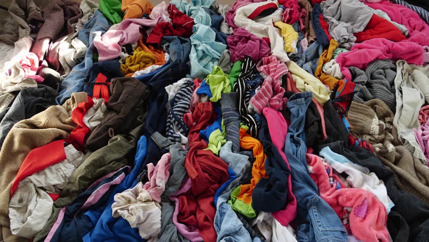 Textile waste. The Fashion Industry Waste