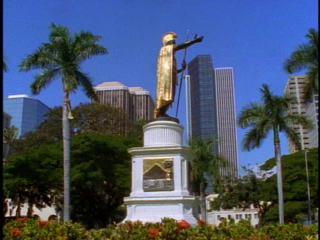 The King Kamehameha Statue in front of Iolani Palace in Honolulu