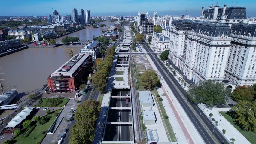Buenos Aires Skyline In Buenos Aires Argentina. Downtown City Landscape. Stunning Cityscape. Offices Buildings. Buenos Aires Skyline In Buenos Aires Argentina. Highrise Buildings Scenery.