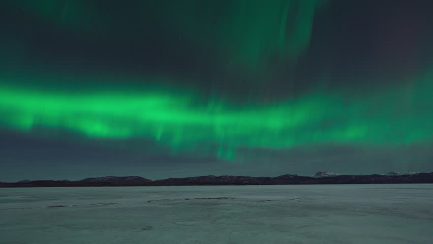 Northern Lights Over Lake Laberge In Canada - Timelapse