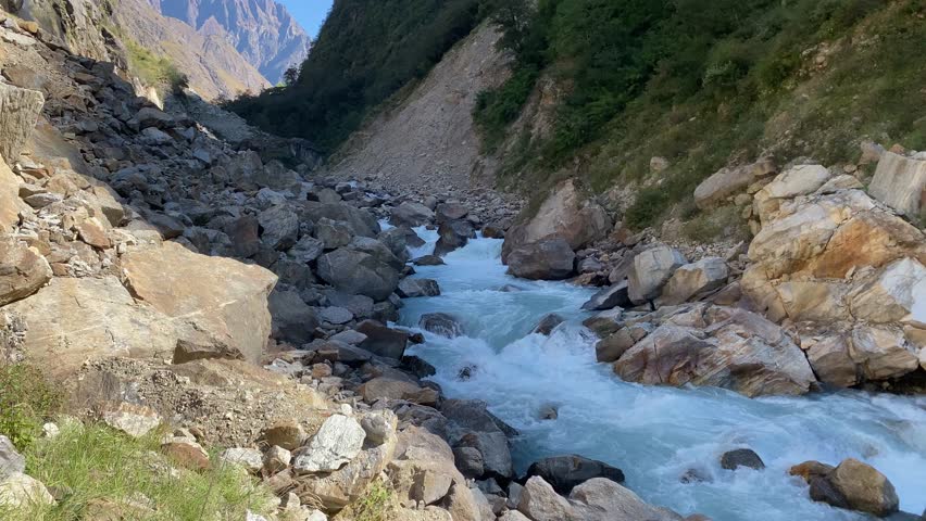 Gushing green waters of the Kali river on the way to Adi Kailash in Uttarakhand, India