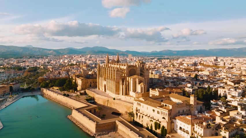 Palma de Mallorca, Port Marina Majorca Cathedral