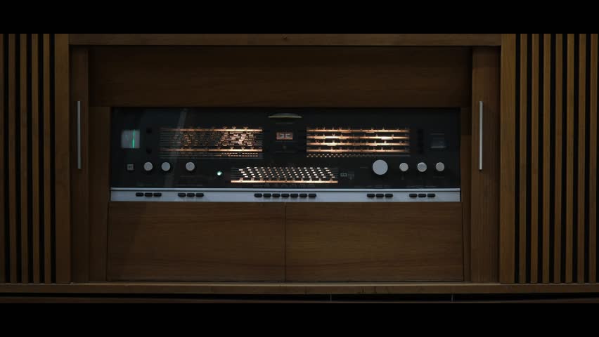 vintage radio, retro radio, old music machine	