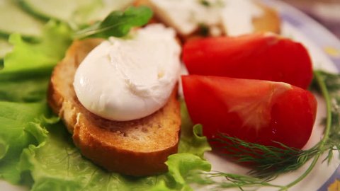 Poached egg (French cuisine)